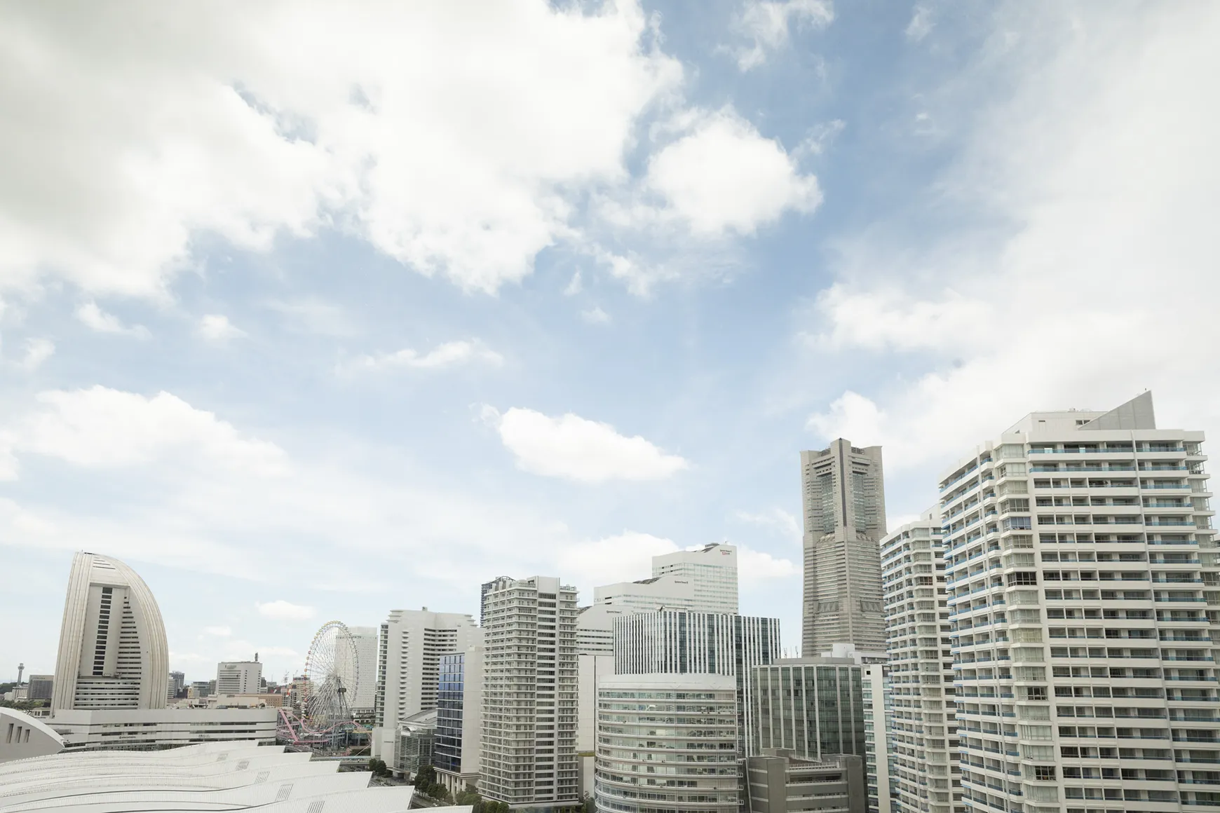 横浜の海を眺めながらハワイの香りのひとときを。