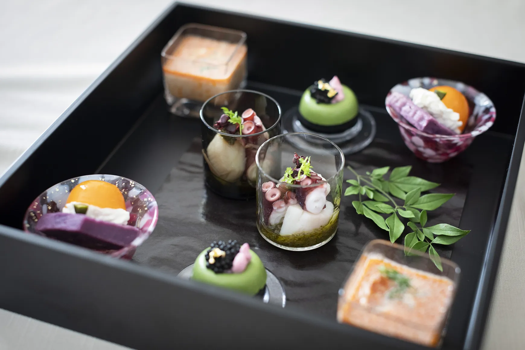 まろやかな生の酢を手作りで。美しき発酵プロフェッショナルに学ぶ、会話も楽しいサロン