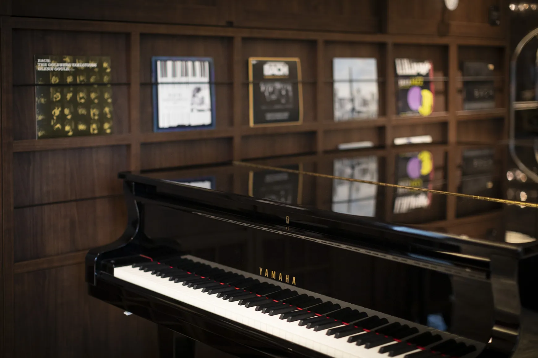 バッハの愛したコーヒーの香りをカクテルにして。繊細な味と香りの物語が楽しめるホテルのバーへ